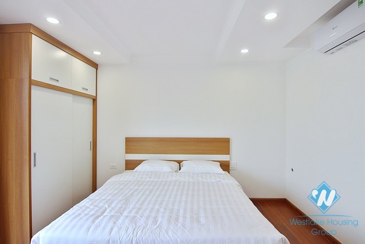 Beautiful and brightly 3 bedroom apartment for rent in Dang thai mai, Tay ho, Ha noi