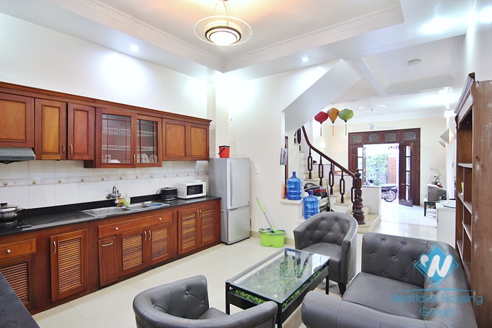 An affordable 4 bedrooms house for rent in Au Co st, Tay Ho
