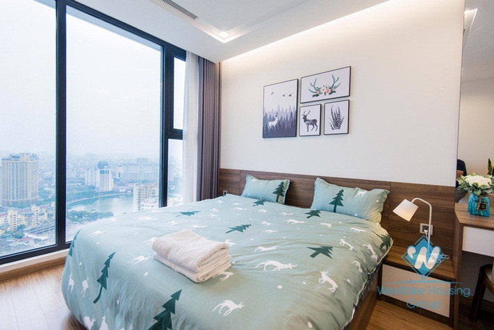 Beautiful 3 bedroom apartment for rent in Vinhome Metropolis, Ba dinh, Ha noi