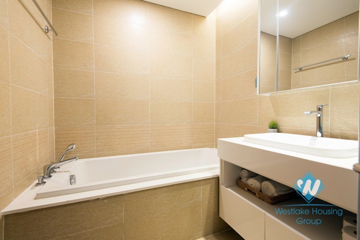 Beautiful 3 bedroom apartment for rent in Vinhome Metropolis, Ba dinh, Ha noi