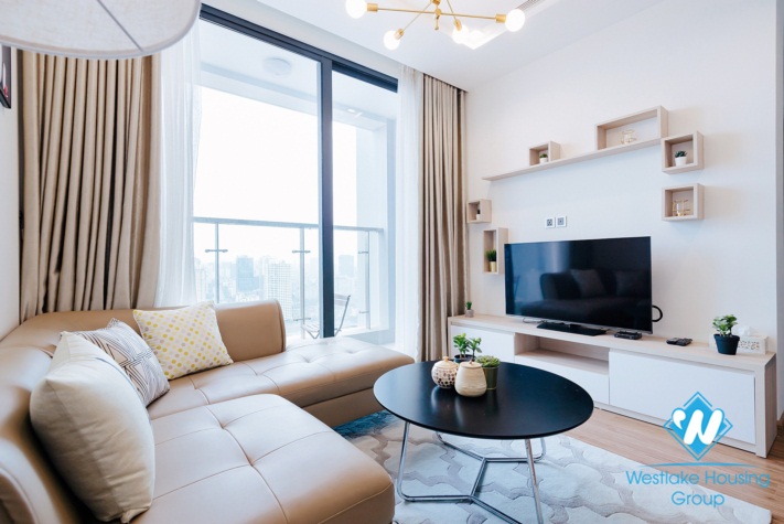 A stunningly beautiful apartment for rent in Vinhomes Metropolis