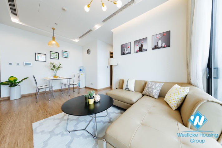 A stunningly beautiful apartment for rent in Vinhomes Metropolis