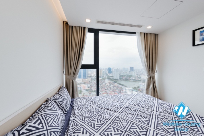 A stunningly beautiful apartment for rent in Vinhomes Metropolis