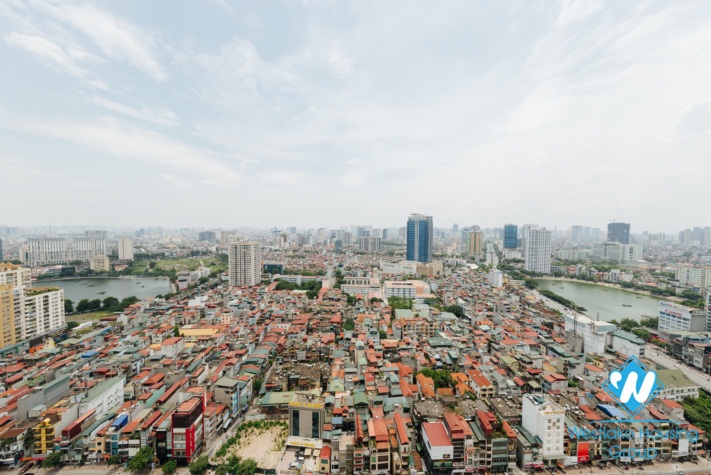 A stunningly beautiful apartment for rent in Vinhomes Metropolis