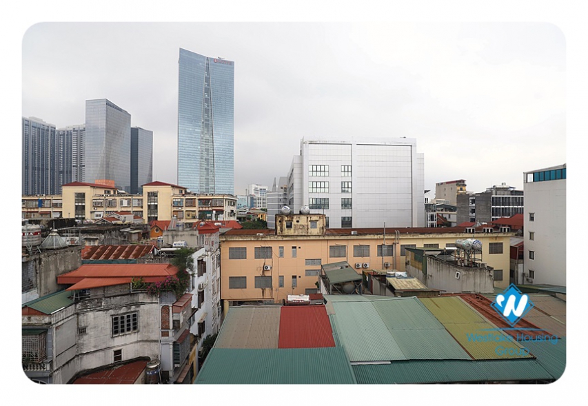 Magnificent 2-bedroom apartment on Kim Ma Thuong Str.