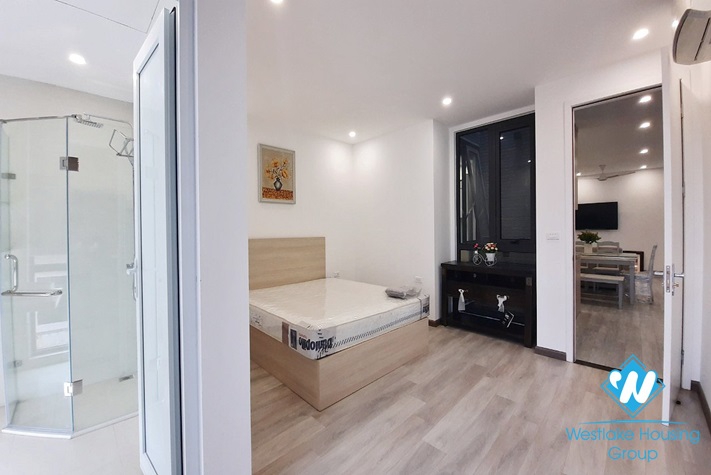 Large three bedroom apartment for rent in Ngoc Thuy Long Bien near French international school