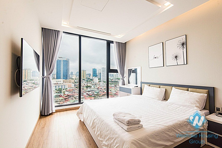 Luxury apartment with lots of light and space and breaking view  2 bedrooms for rent in Metropolis