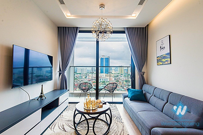 Luxury apartment with lots of light and space and breaking view  2 bedrooms for rent in Metropolis