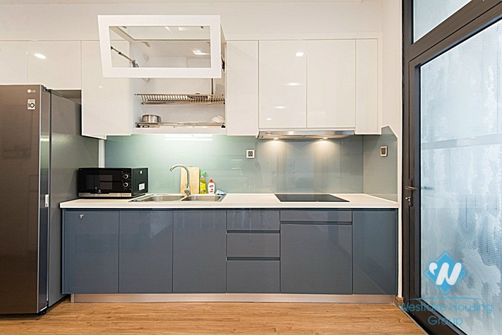 Luxury apartment with lots of light and space and breaking view  2 bedrooms for rent in Metropolis