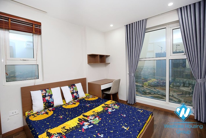 A lovely apartment with 2 bedrooms for rent in Ciputra L Tower