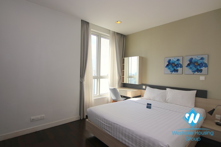 A Luxury High-End 4 bedrooms apartment for rent in Lancaster