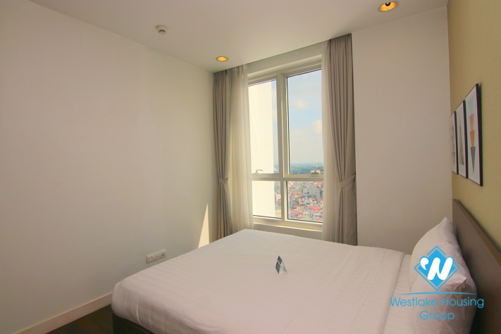 A Luxury High-End 4 bedrooms apartment for rent in Lancaster