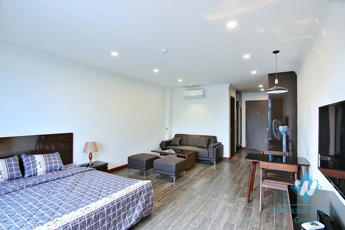 Brand new studio with beautiful lake view in Tay ho, Ha noi