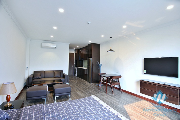 Brand new studio with beautiful lake view in Tay ho, Ha noi