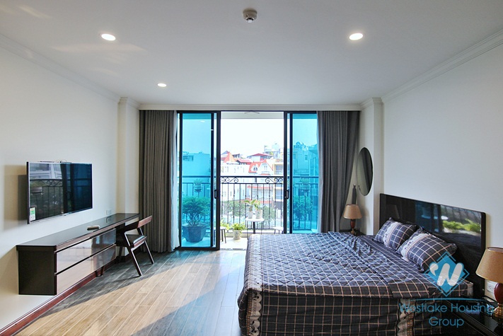 Brand new studio with beautiful lake view in Tay ho, Ha noi