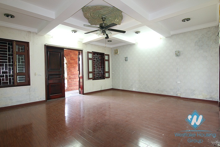 Unique 4 bedroom house for rent in Tay ho, Hanoi