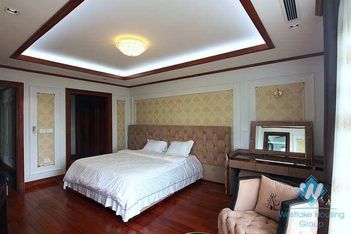 Beautiful brand new 3 bedroom apartment for rent in D'Leroi Soleil, Xuan dieu, Tay ho
