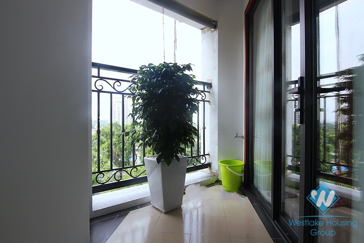 Beautiful brand new 3 bedroom apartment for rent in D'Leroi Soleil, Xuan dieu, Tay ho