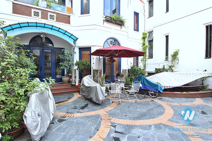 A gorgeous newly renovated villa for rent in Tay ho, Ha noi