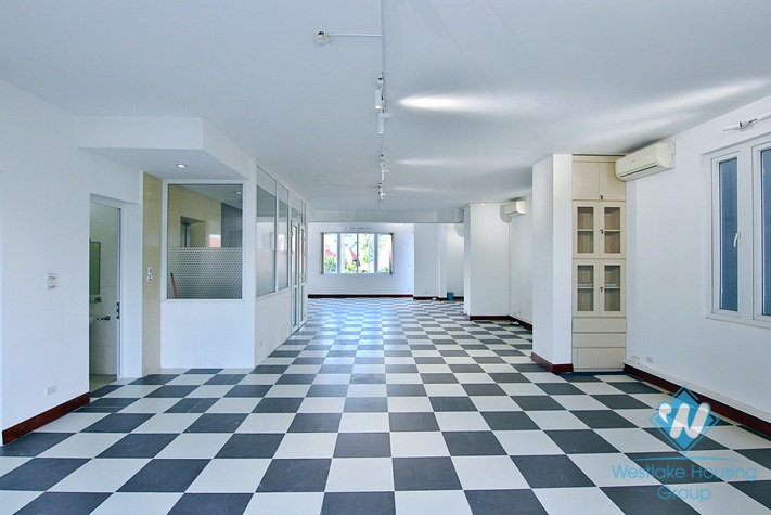 Spacious office space for rent in To ngoc van, Tay ho, Ha noi