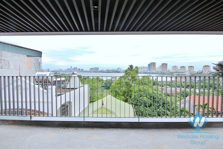 A beautiful  03+ bedrooms apartment on 5th floor for rent in Tay Ho, Ha Noi