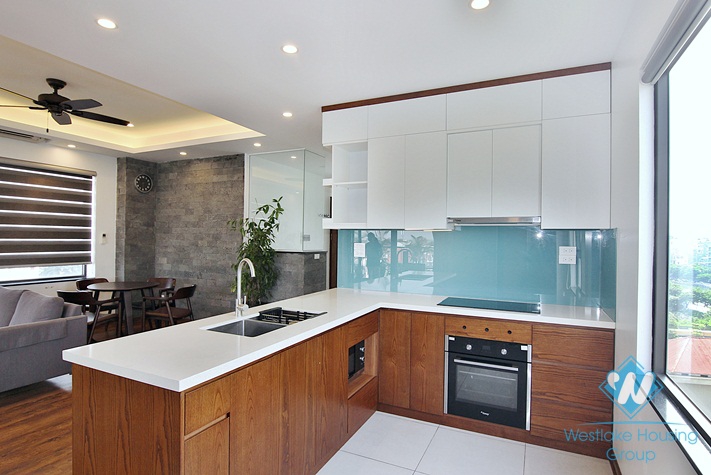 Beautiful top floor 1 bedroom apartment for rent in Trinh cong son, Tay ho, Hanoi