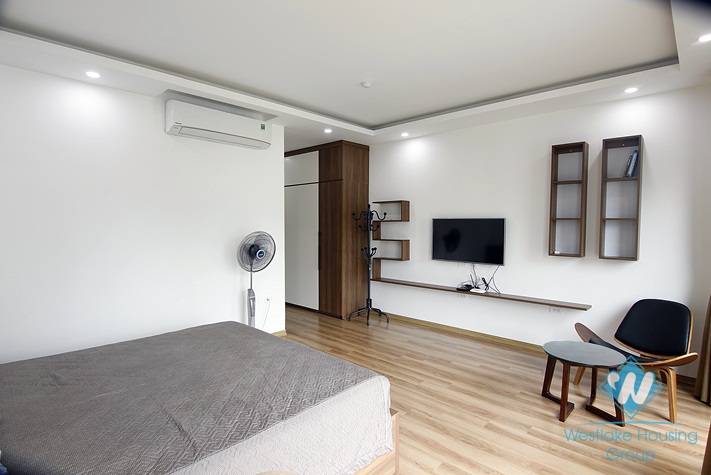A brand new spacious 1 bedroom apartment for rent in Ba dinh, Hanoi