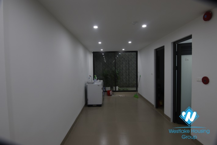 A Brand-new  beautiful studio  on Van Bao Str for rent 