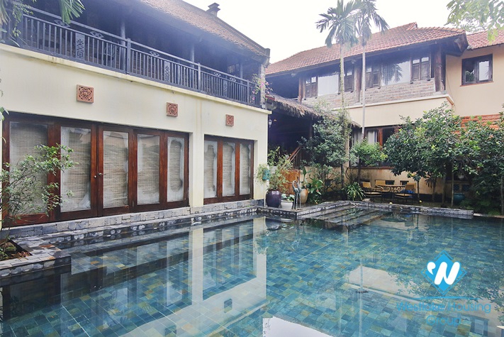 A four-bedroom, garden and swimming pool for rent in Ngoc Thuy near French International School