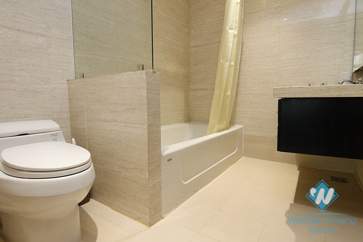 Spacious studio for rent in Quan Thanh st,  Ba Dinh