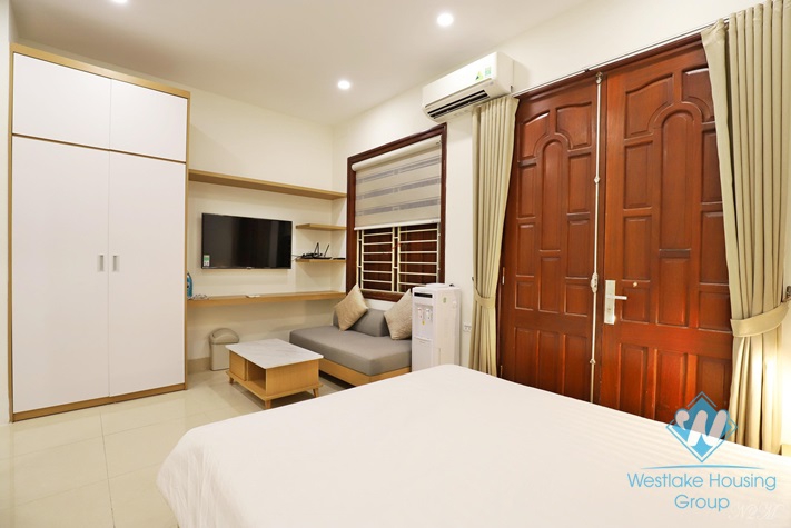 Spacious studio for rent in Kim Ma street, Ba Dinh, Ha Noi