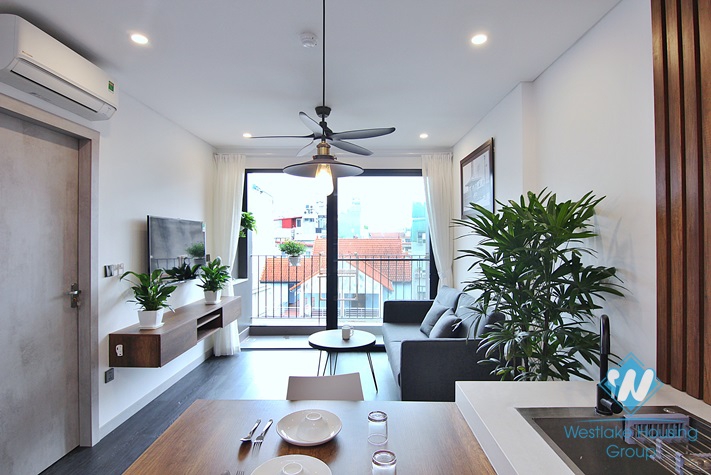 High floor one bedroom apartment for rent in To Ngoc Van st, Tay Ho