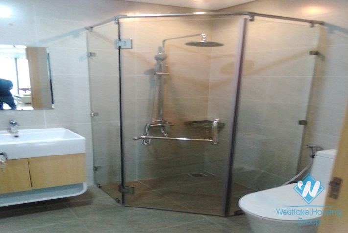 A lovely three bedrooms apartment for rent in Duy Tan st, Cau Giay