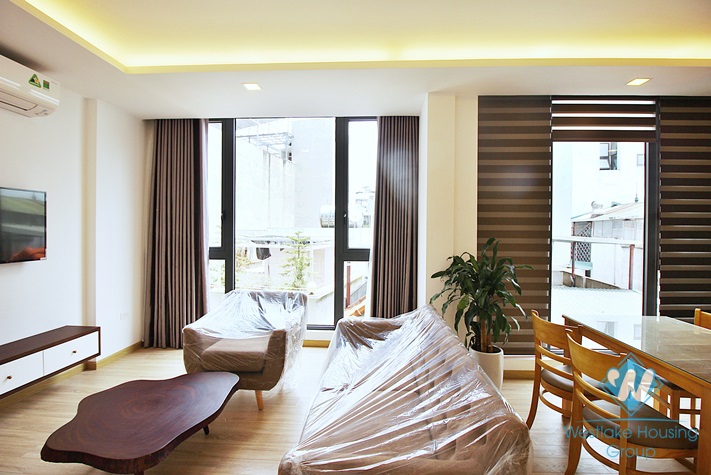 Nice serviced apartment for rent in Dang Thai Mai, Tay Ho, Ha Noi