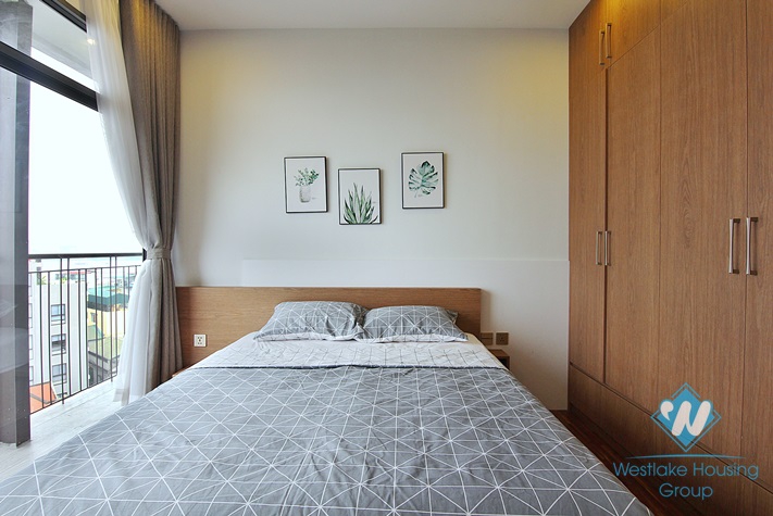 Lake view 4 bedrooms apartment for rent in Dang Thai Mai, Tay Ho, Ha Noi