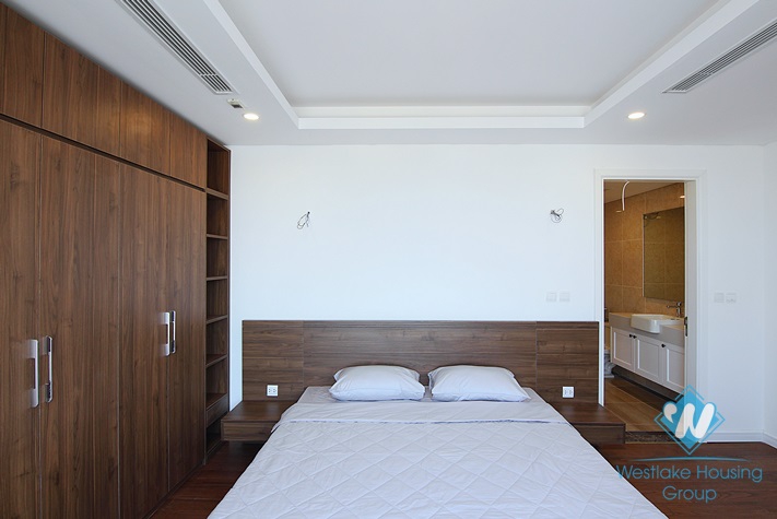 Brand new apartment for rent in D' Le Roi Soleil building, Xuan Dieu, Tay Ho