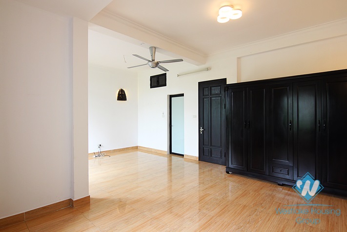 Spacious brand new house with 4 bedrooms for rent on Dang Thai Mai, Tay Ho, Hanoi