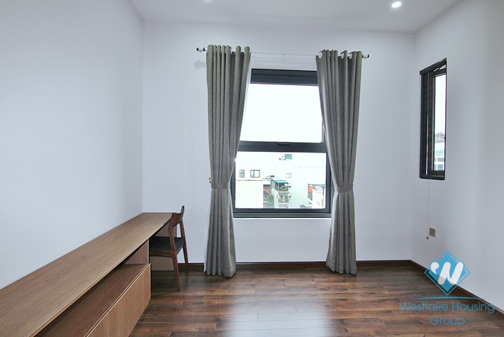 Lake view 4 bedrooms apartment for rent in Dang Thai Mai, Tay Ho, Ha Noi