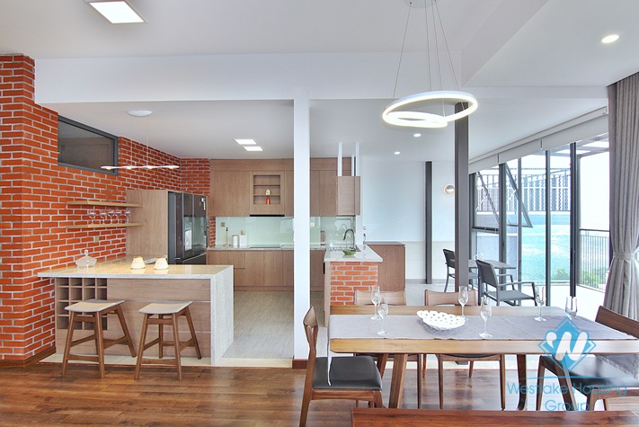 Lake view 4 bedrooms apartment for rent in Dang Thai Mai, Tay Ho, Ha Noi