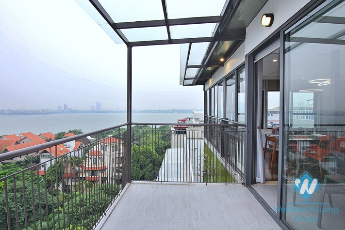 Lake view 4 bedrooms apartment for rent in Dang Thai Mai, Tay Ho, Ha Noi