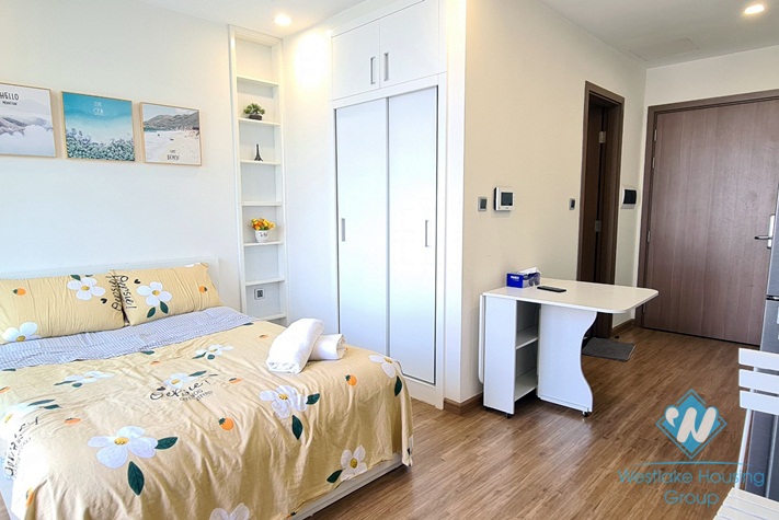 Affordable studio for rent in Vinhome Greenbay, Ha noi