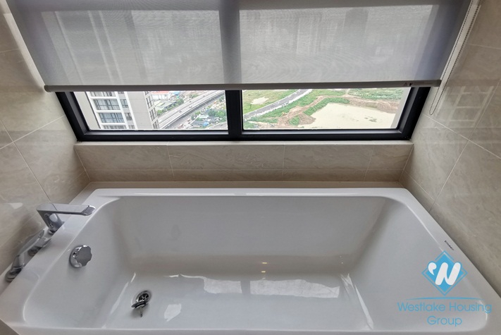 A brand new 4 bedroom apartment for rent in Skylake Pham Hung