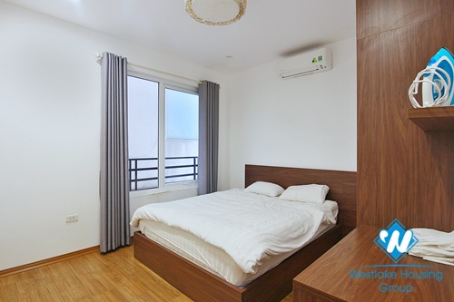 Lakeside serviced apartment for rent on Yen Phu island