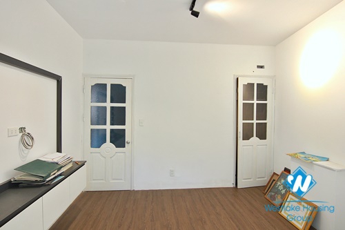 Spacious and bright 3 bedrooms apartment for rent on Au Co, Tay Ho, Hanoi