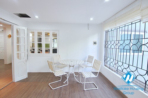 Spacious and bright 3 bedrooms apartment for rent on Au Co, Tay Ho, Hanoi
