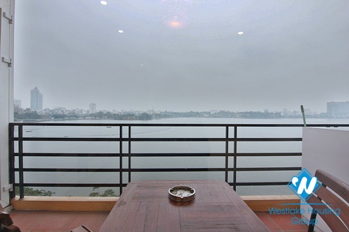 Lakeside serviced apartment for rent on Yen Phu island