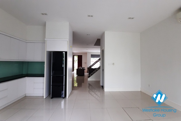 Modern unfurnished 4 bedrooms villa for rent in Vinhomes Riverside, Long Bien, Hanoi