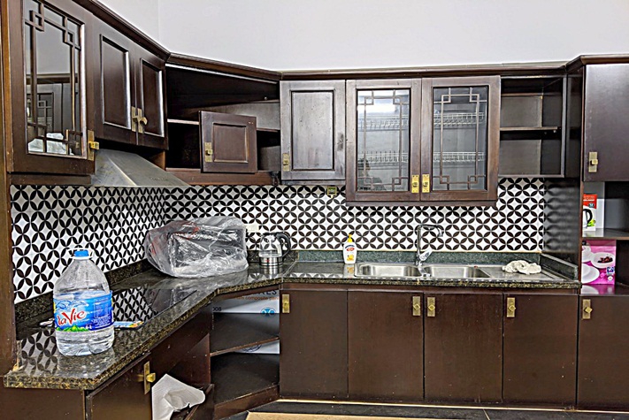 Unique style 4 bedrooms house for rent in Hoang Hoa Tham, Ba Dinh