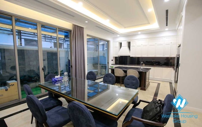 Brand-new house to let in Vinhomes Harmony Long Bien