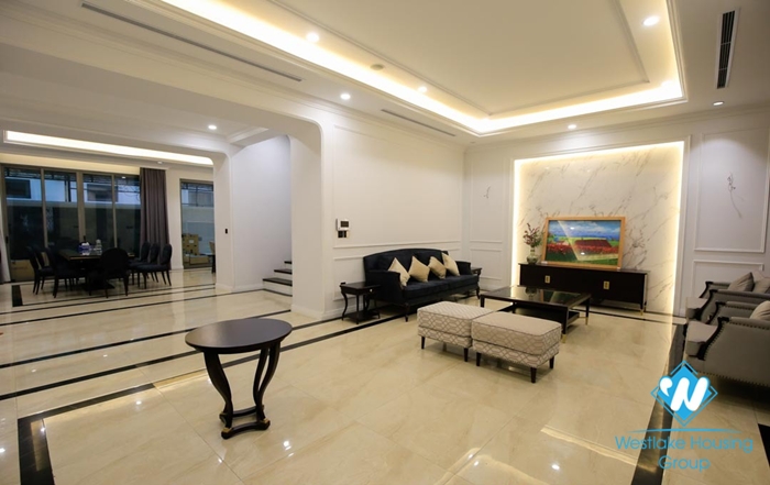 Brand-new house to let in Vinhomes Harmony Long Bien